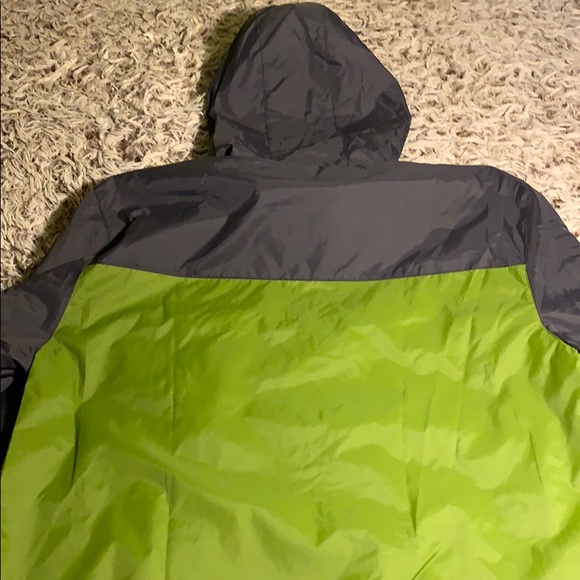 WindBreaker - Picture 5 of 7